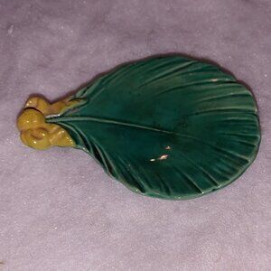 Small Green Leaf Dish